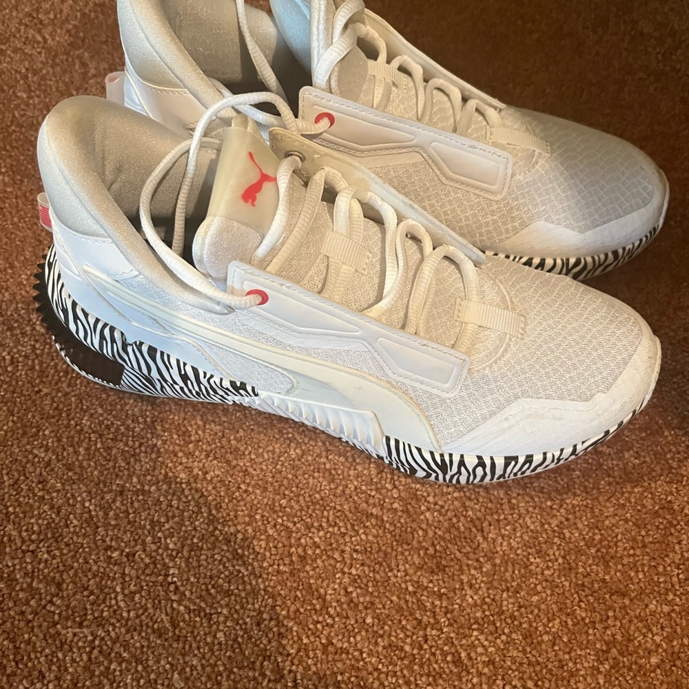 Puma Provoke Zebra Women’s Sneaker